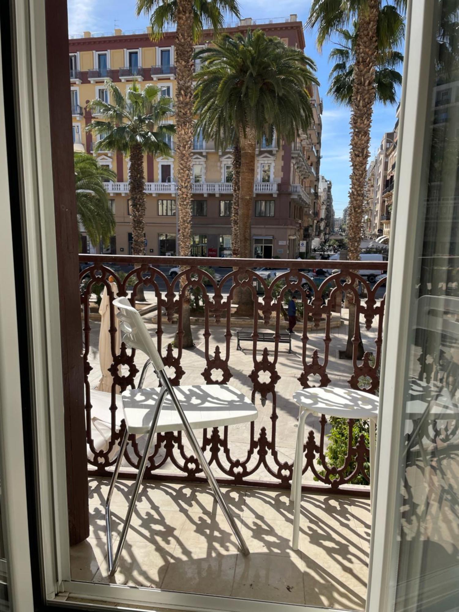 Apartment Palm House Bari
